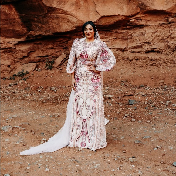 Rue de Seine Joni Wisteria dress with sleeves - Picture 4 of 16